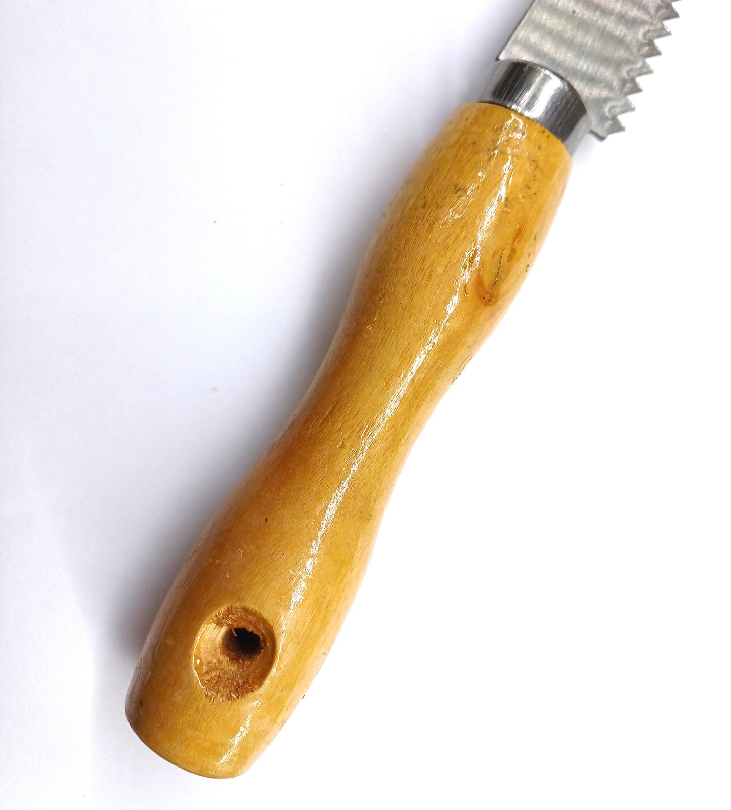 160mm plasterboard hole saw with wooden handle